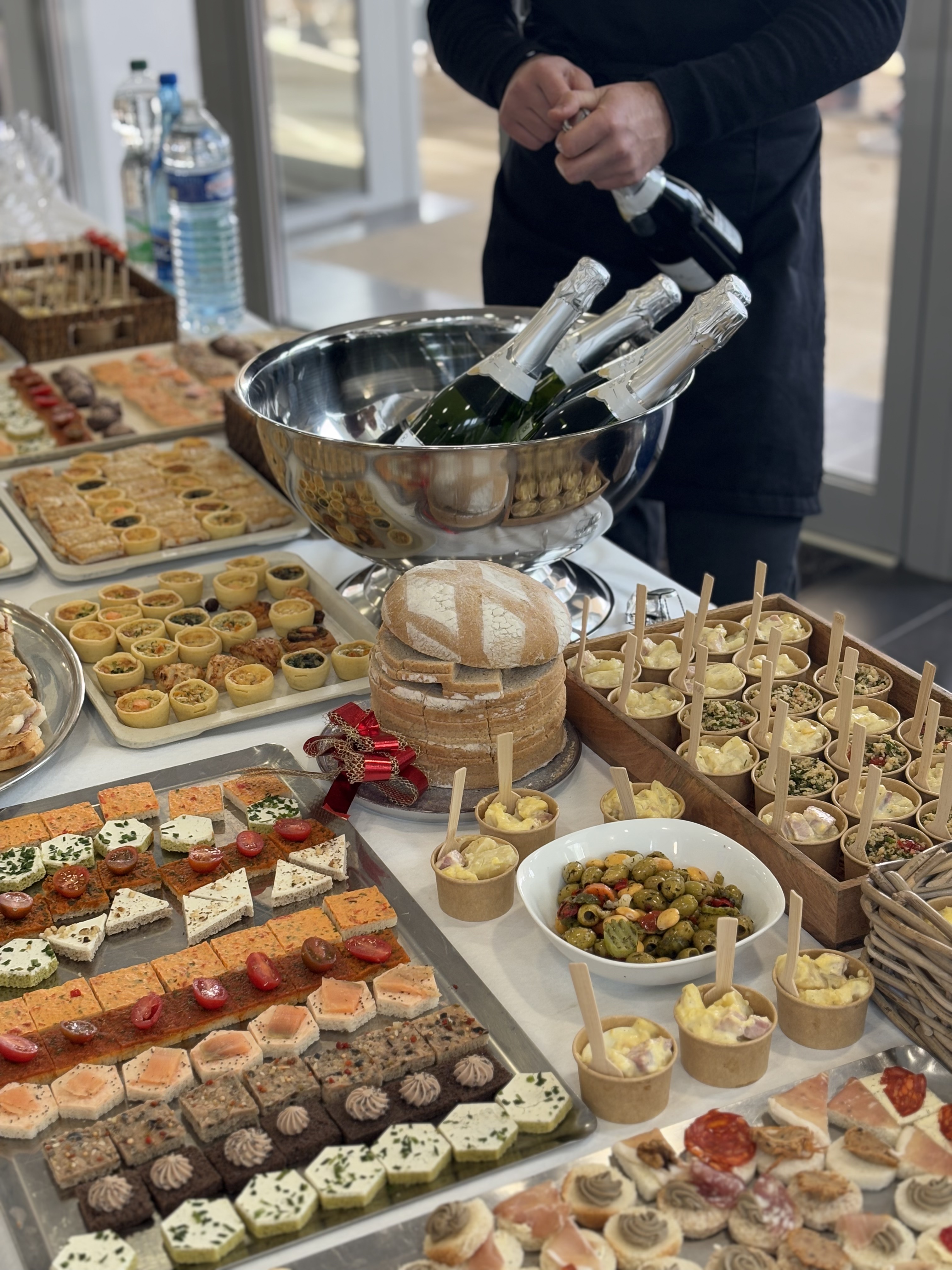 Buffet chaud ou froid par Cyrille Comte, traiteur à Périgueux